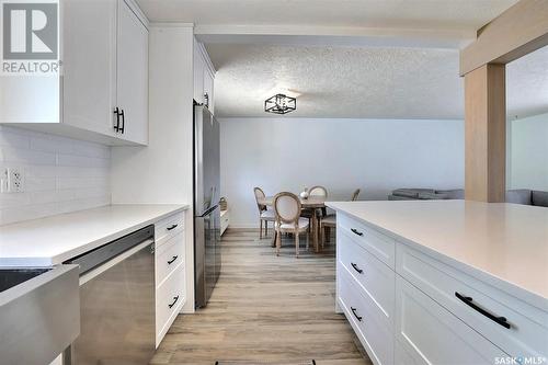 53 Knowles Crescent, Regina, SK - Indoor Photo Showing Kitchen