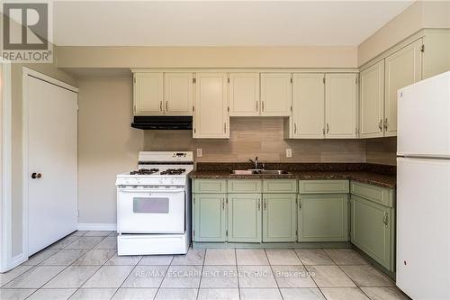 92 Ashley Street, Hamilton (Landsdale), ON - Indoor Photo Showing Kitchen With Double Sink