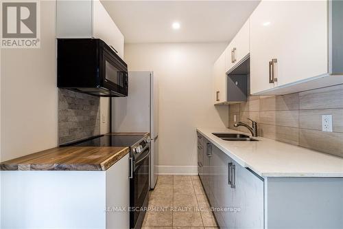 92 Ashley Street, Hamilton (Landsdale), ON - Indoor Photo Showing Kitchen With Double Sink