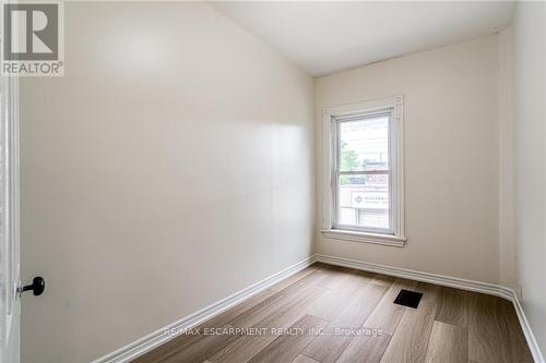 92 Ashley Street, Hamilton (Landsdale), ON - Indoor Photo Showing Other Room