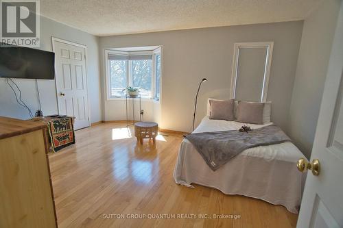 6 - 7 Davidson Boulevard, Hamilton (Dundas), ON - Indoor Photo Showing Bedroom