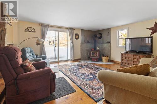 3320 County 27 Road, Brockville, ON - Indoor Photo Showing Living Room With Fireplace