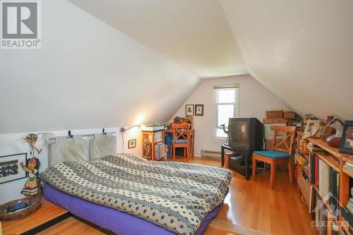 Primary Bedroom2 - 124 Stewart Street, Ottawa, ON - Indoor Photo Showing Bedroom