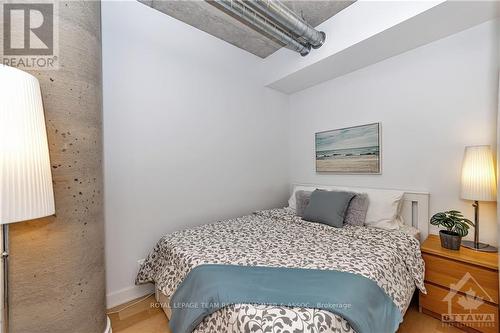 608 - 360 Mcleod Street, Ottawa, ON - Indoor Photo Showing Bedroom