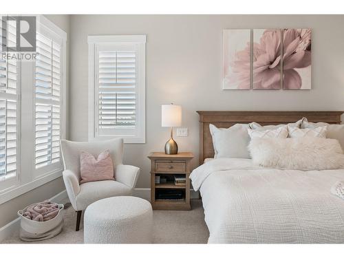 1535 Rocky Point Drive, Kelowna, BC - Indoor Photo Showing Bedroom