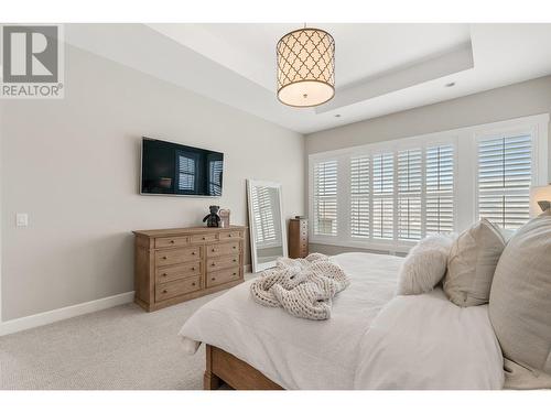 1535 Rocky Point Drive, Kelowna, BC - Indoor Photo Showing Bedroom