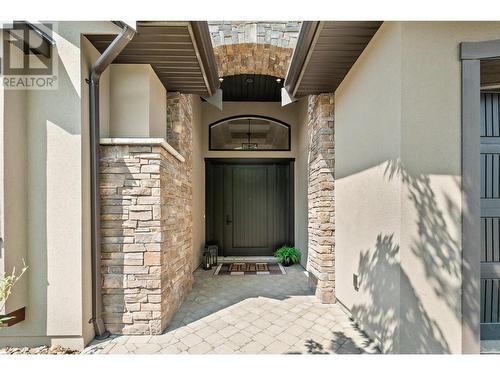 1535 Rocky Point Drive, Kelowna, BC - Outdoor