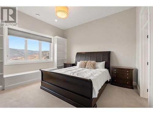 1535 Rocky Point Drive, Kelowna, BC - Indoor Photo Showing Bedroom