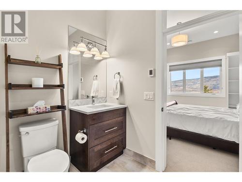 1535 Rocky Point Drive, Kelowna, BC - Indoor Photo Showing Bathroom