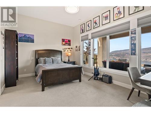 1535 Rocky Point Drive, Kelowna, BC - Indoor Photo Showing Bedroom