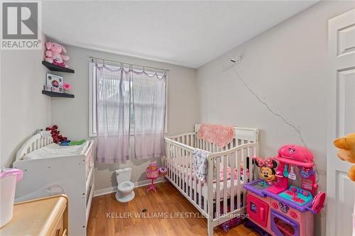 110/112 Euphemia Street N, Sarnia, ON - Indoor Photo Showing Bedroom