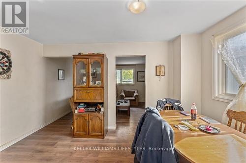 110/112 Euphemia Street N, Sarnia, ON - Indoor Photo Showing Dining Room