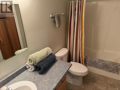 8248 97A Highway Unit# 20, Sicamous, BC - Indoor Photo Showing Bathroom