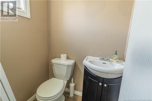 62 Orchard Crescent, Picadilly, NB - Indoor Photo Showing Bathroom