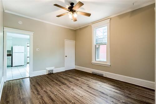 92 Ashley Street, Hamilton, ON - Indoor Photo Showing Other Room