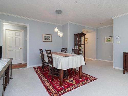 256-4488 Chatterton Way, Saanich, BC - Indoor Photo Showing Dining Room