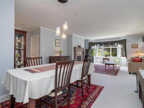 256-4488 Chatterton Way, Saanich, BC - Indoor Photo Showing Dining Room