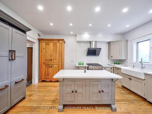 424 8Th Concession Rd E, Hamilton, ON - Indoor Photo Showing Kitchen