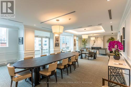 800 - 38 Avenue Road, Toronto (Annex), ON - Indoor Photo Showing Dining Room