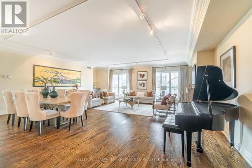 800 - 38 Avenue Road, Toronto (Annex), ON - Indoor Photo Showing Dining Room