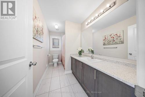 27 Yacht Drive, Clarington (Bowmanville), ON - Indoor Photo Showing Bathroom