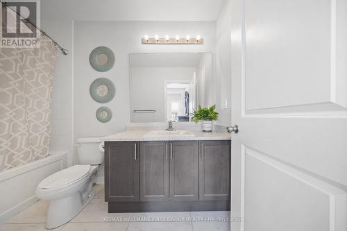 27 Yacht Drive, Clarington (Bowmanville), ON - Indoor Photo Showing Bathroom