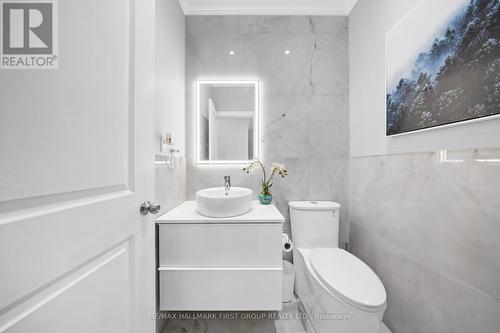 27 Yacht Drive, Clarington (Bowmanville), ON - Indoor Photo Showing Bathroom