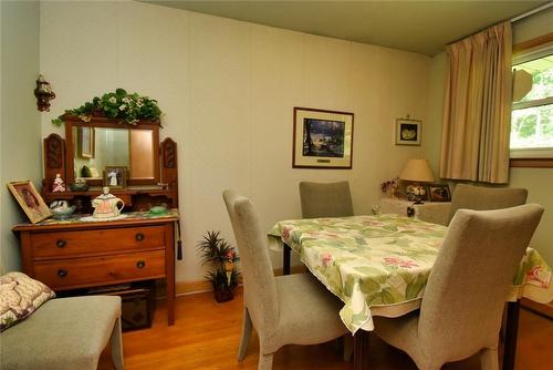 212 West 33Rd Street, Hamilton, ON - Indoor Photo Showing Dining Room