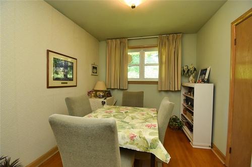 212 West 33Rd Street, Hamilton, ON - Indoor Photo Showing Dining Room