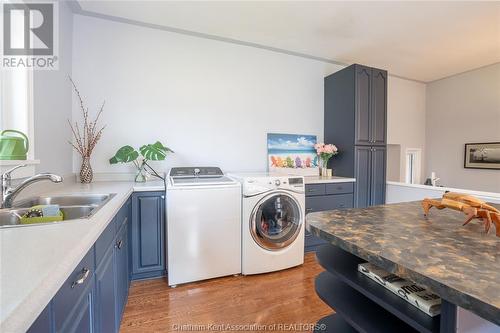 336 Delaware Avenue, Chatham, ON - Indoor Photo Showing Laundry Room