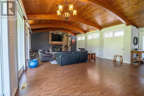 336 Delaware Avenue, Chatham, ON - Indoor Photo Showing Other Room With Fireplace