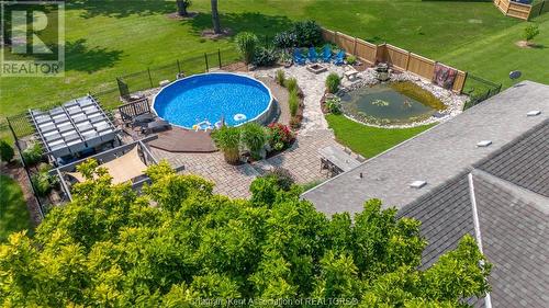 336 Delaware Avenue, Chatham, ON - Outdoor With Above Ground Pool