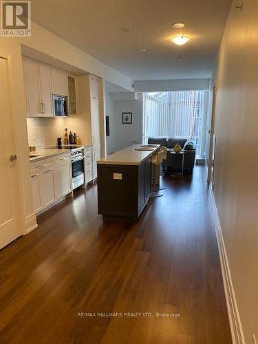 310 - 25 Malcolm Road, Toronto (Leaside), ON - Indoor Photo Showing Kitchen