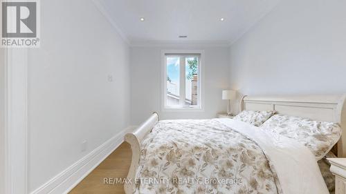 22 Sanderson Crescent, Richmond Hill (North Richvale), ON - Indoor Photo Showing Bedroom