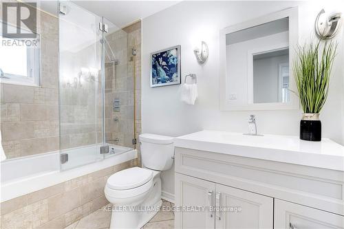 414 Yale Crescent, Oakville (Bronte West), ON - Indoor Photo Showing Bathroom