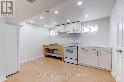 414 Yale Crescent, Oakville (Bronte West), ON - Indoor Photo Showing Kitchen With Double Sink