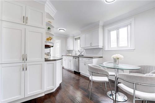 Breakfast Area Open Concept w/ Kitchen - 414 Yale Crescent, Oakville, ON - Indoor