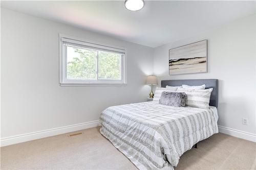 Second Floor - Bedroom 2 - 414 Yale Crescent, Oakville, ON - Indoor Photo Showing Bedroom