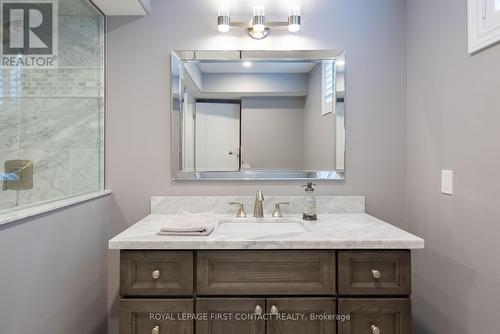 29 Stapleton Place, Barrie (Ardagh), ON - Indoor Photo Showing Bathroom