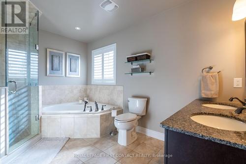 29 Stapleton Place, Barrie (Ardagh), ON - Indoor Photo Showing Bathroom