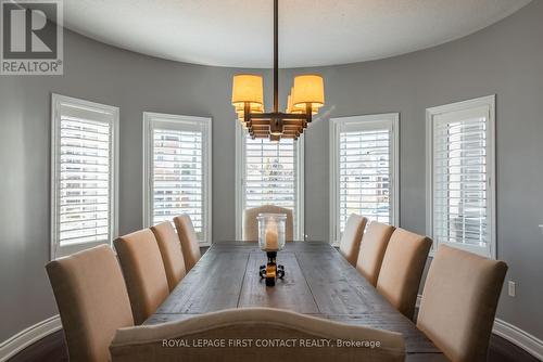 29 Stapleton Place, Barrie (Ardagh), ON - Indoor Photo Showing Dining Room