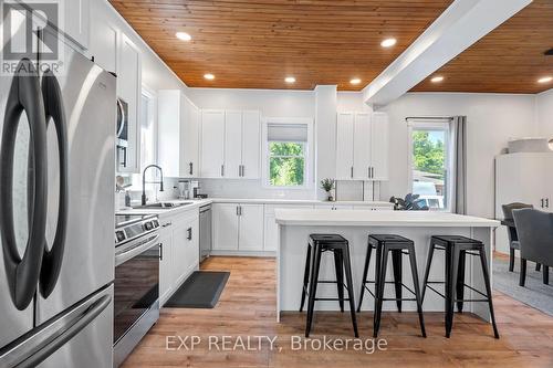 191 Catherine Street, North Middlesex (Parkhill), ON - Indoor Photo Showing Kitchen