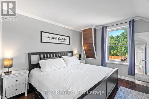 191 Catherine Street, North Middlesex (Parkhill), ON - Indoor Photo Showing Bedroom