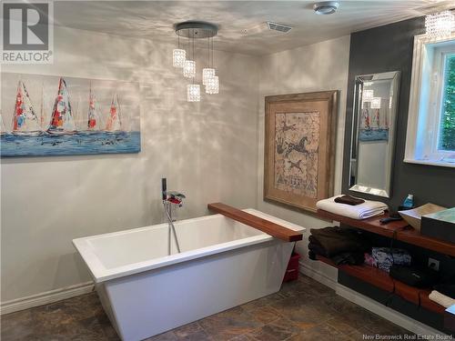 32 Chandler Shore, Shediac Cape, NB - Indoor Photo Showing Bathroom