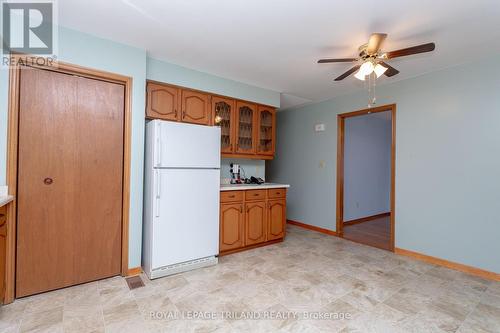 7 Ripley Lane, St. Thomas, ON - Indoor Photo Showing Kitchen