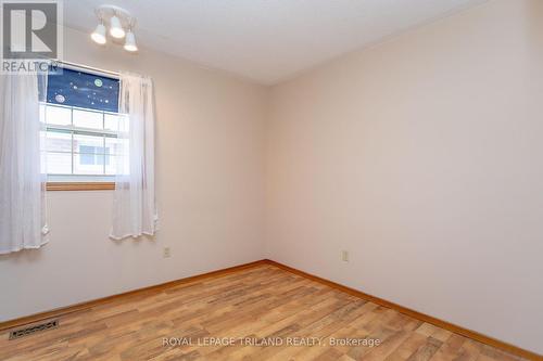 7 Ripley Lane, St. Thomas, ON - Indoor Photo Showing Other Room