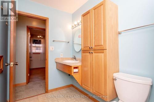 7 Ripley Lane, St. Thomas, ON - Indoor Photo Showing Bathroom