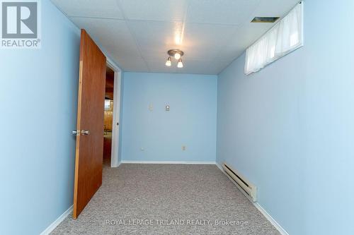 7 Ripley Lane, St. Thomas, ON - Indoor Photo Showing Other Room