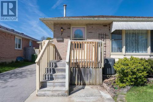 7 Ripley Lane, St. Thomas, ON - Outdoor With Exterior