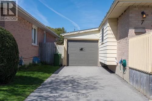 7 Ripley Lane, St. Thomas, ON - Outdoor With Exterior